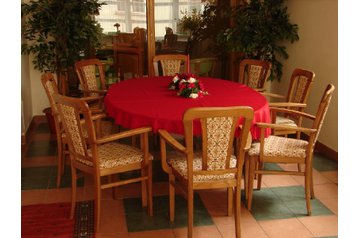 Словакия Hotel Trenčianske Teplice, Екстериор